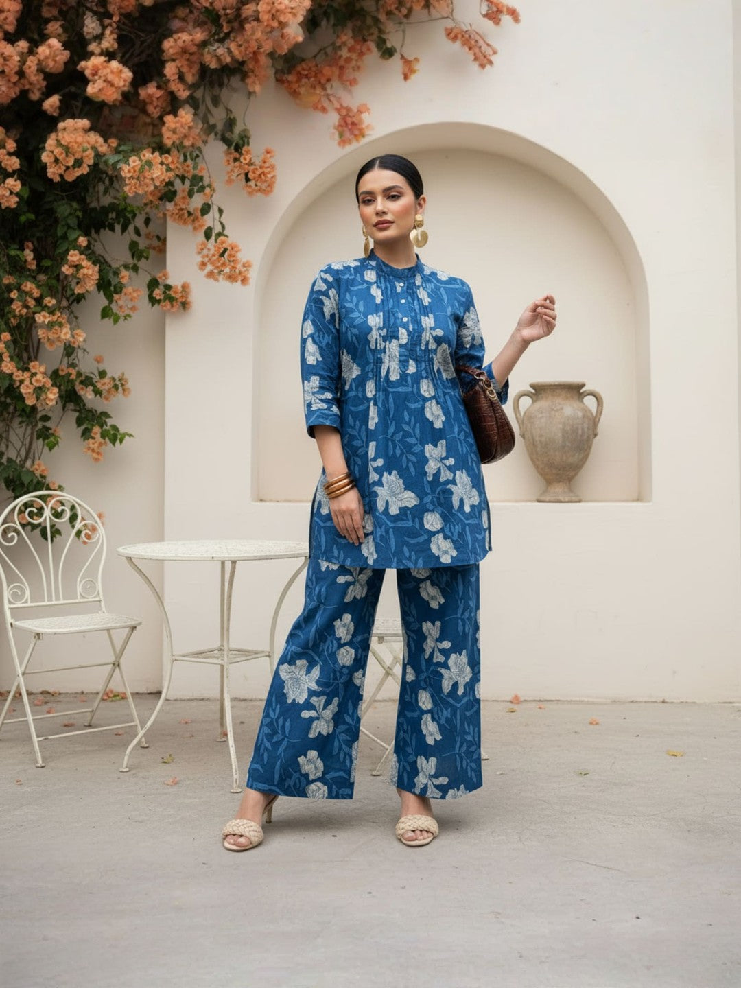 Women Pure Cotton Indigo Floral Printed Pleated Co-Ord Set