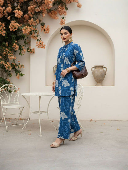 Women Pure Cotton Indigo Floral Printed Pleated Co-Ord Set